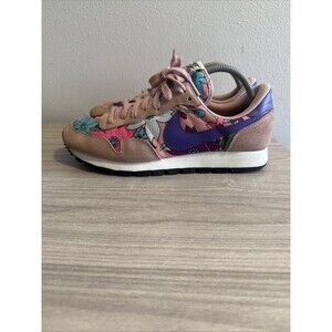 Nike 725079-601 Air Pegasus 83 Aloha Print Pink Women’s Sneakers Sz 10